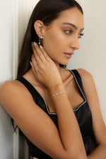 Load image into Gallery viewer, Sirius Chain Earrings
