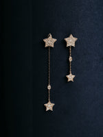 Load image into Gallery viewer, Shooting Star Mismatch Drop Earrings
